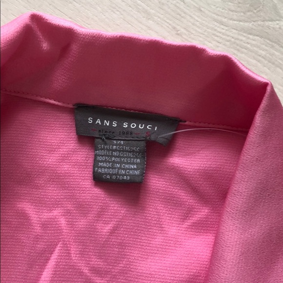 $14 or 3 for$26 New Sans Souci Neon Pink Top - Picture 3 of 4